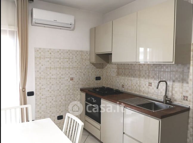 Appartamento in residenziale in Via Appia Lato Napoli