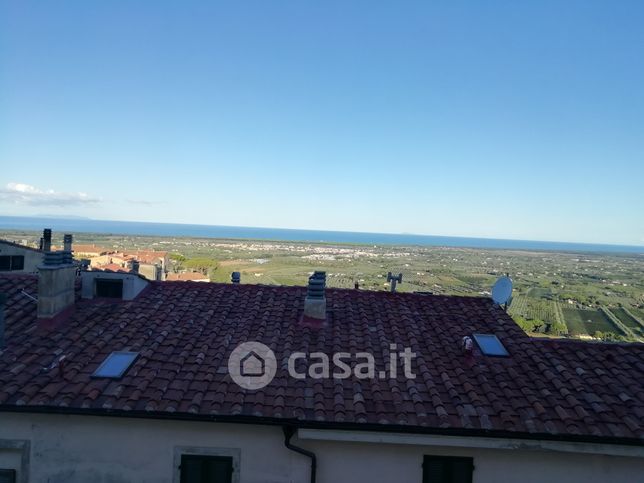 Appartamento in residenziale in Via Giosuè Carducci