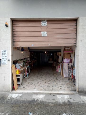 Garage/posto auto in residenziale in Via Vittorio Bottego 9