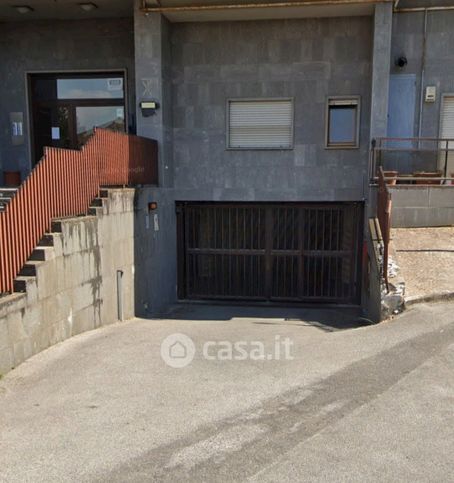 Box/posto auto in residenziale in Via Montegrappa