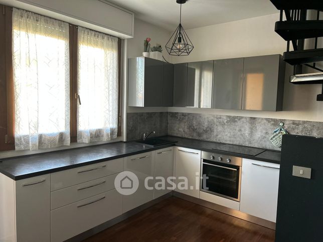 Appartamento in residenziale in Via Gaetano Donizetti 30