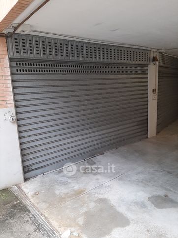Box/posto auto in residenziale in 