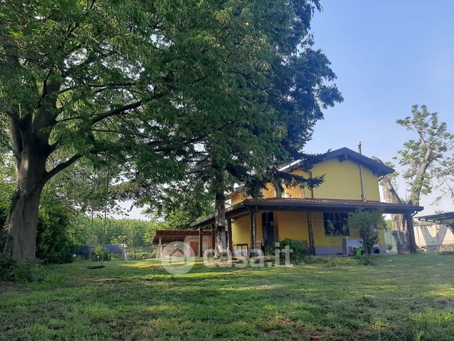 Casa indipendente in residenziale in Via Rocca Petrella