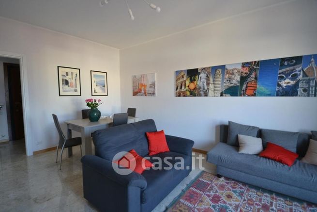 Appartamento in residenziale in Via Caio Plinio Secondo 30