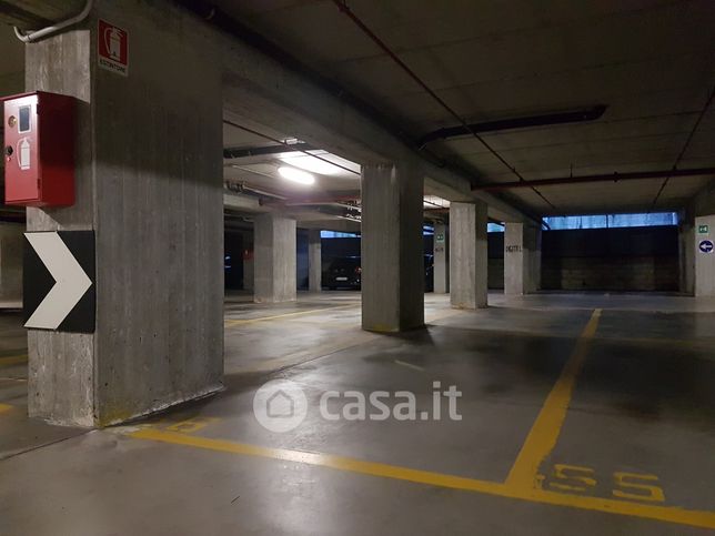 Garage/posto auto in residenziale in Via San Michele Arcangelo 6A