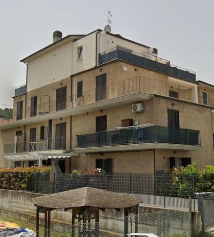 Appartamento in residenziale in Via Alessandro Manzoni 8