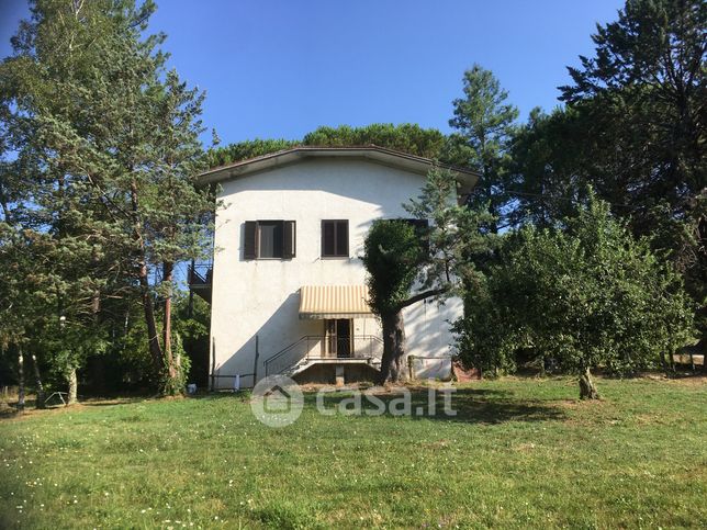 Appartamento in residenziale in Via Eugenio Montale 7