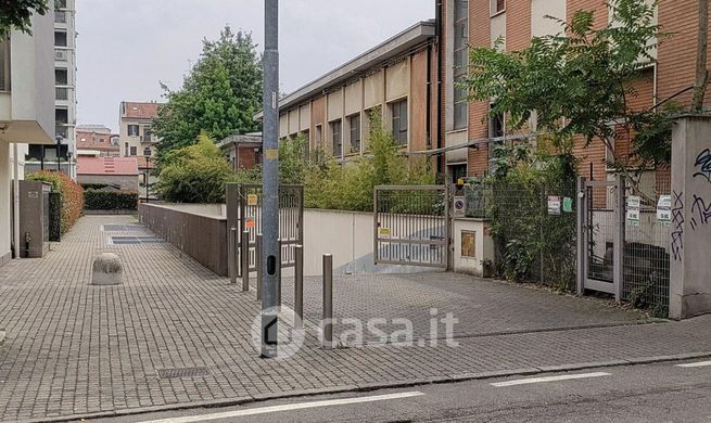 Box/posto auto in residenziale in Via Antonio Pacinotti