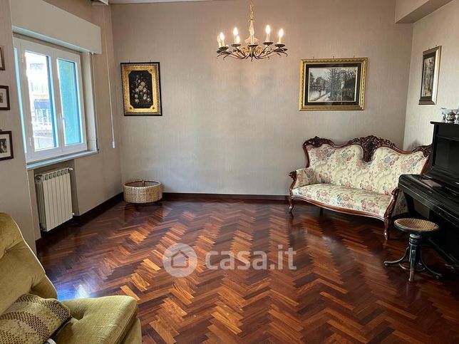 Appartamento in residenziale in Viale Trieste 221