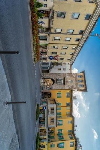 Appartamento in residenziale in Via Lovaria 1