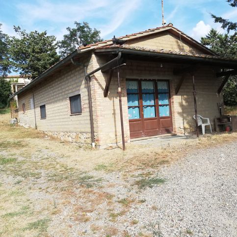 Casa indipendente in residenziale in Viale Giuseppe Garibaldi 50