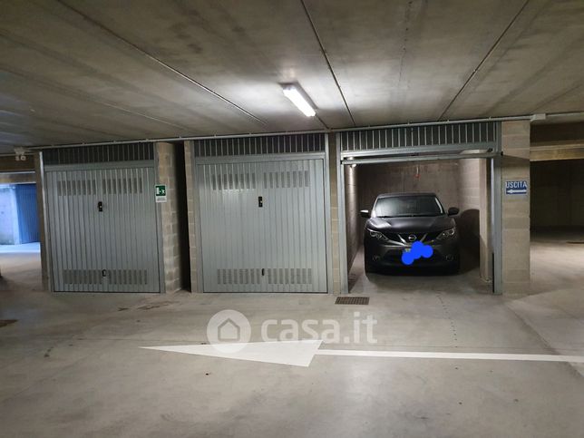 Garage/posto auto in residenziale in Via Alfonso Lamarmora 10