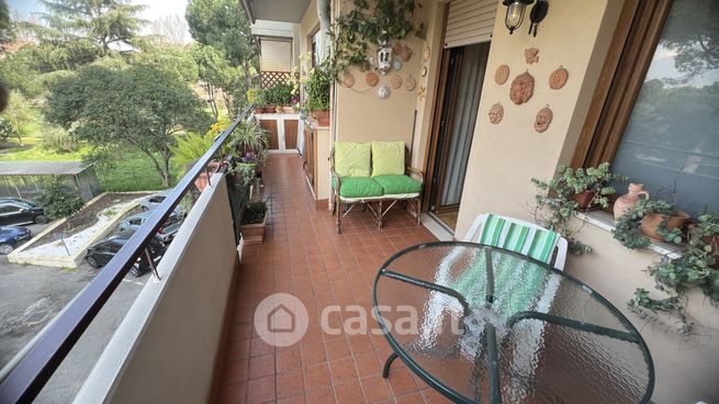 Appartamento in residenziale in Via Amedeo Sommovigo 67