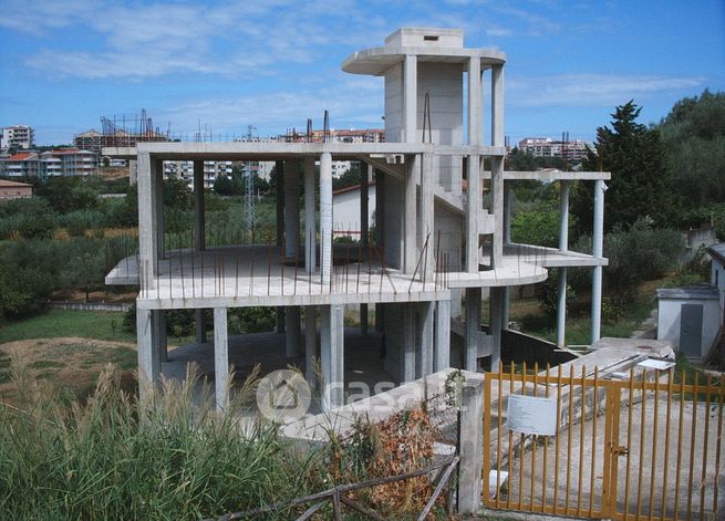 Terreno edificabile in residenziale in Via Asia 91