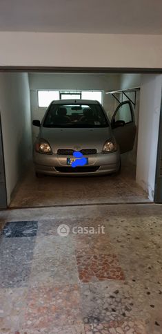 Box/posto auto in residenziale in Via Sicilia 46