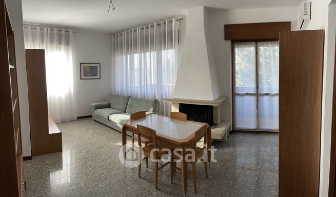 Appartamento in residenziale in Via Novara 145