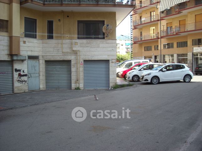 Garage/posto auto in residenziale in Traversa I Via Belisario Corenzio 11