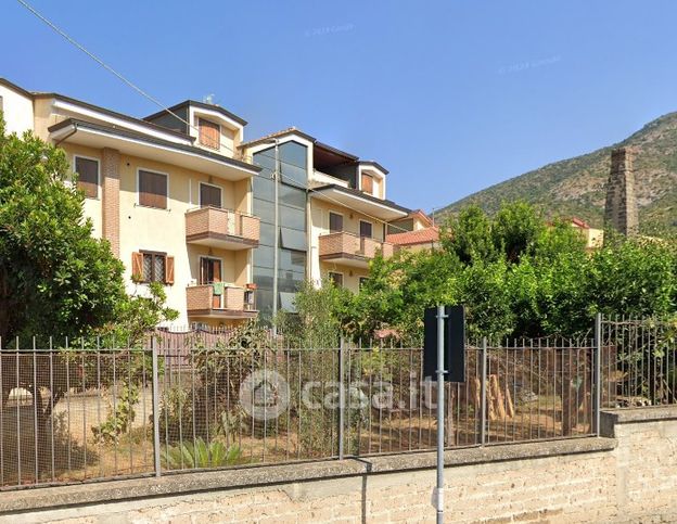 Appartamento in residenziale in Via degli Arazzi 3