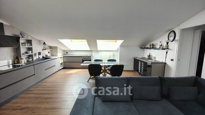 Attico/mansarda in residenziale in Via Roncolo