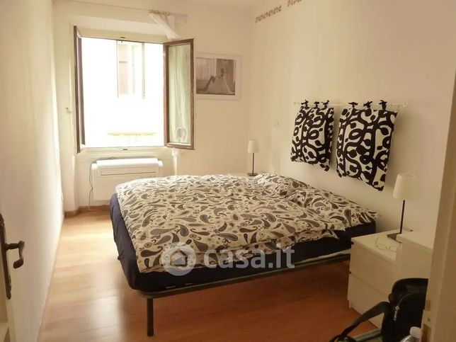 Appartamento in residenziale in Via Francesco Roncati 40