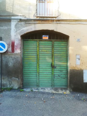 Garage/posto auto in residenziale in Via della Stazione 58