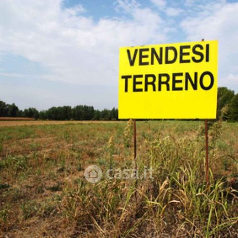 Terreno agricolo in commerciale in Via Fidelina