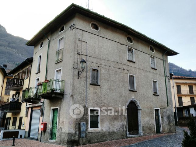 Casa indipendente in residenziale in Piazza Papa Pio XI 6