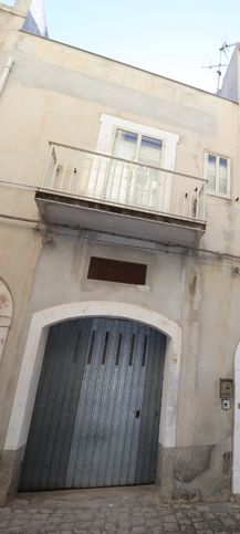 Casa indipendente in residenziale in Via Rapisardi 7