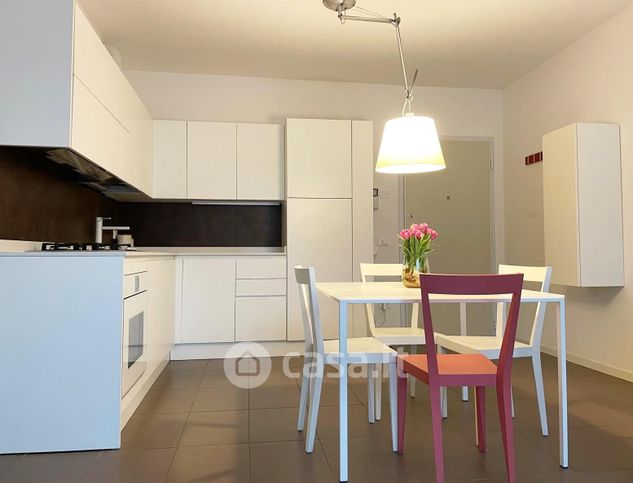 Appartamento in residenziale in Via Monte Cengio 5