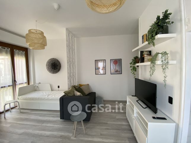 Appartamento in residenziale in Via Sansovino