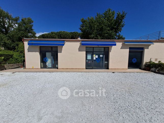 Ufficio in commerciale in Via Cisanello 163