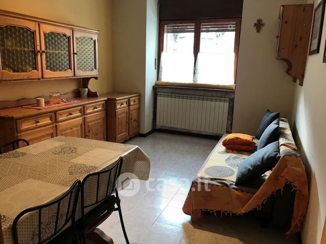 Appartamento in residenziale in Via Severino Grattoni 3