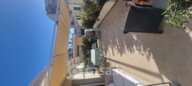 Appartamento in residenziale in Via Giacomo Leopardi 14