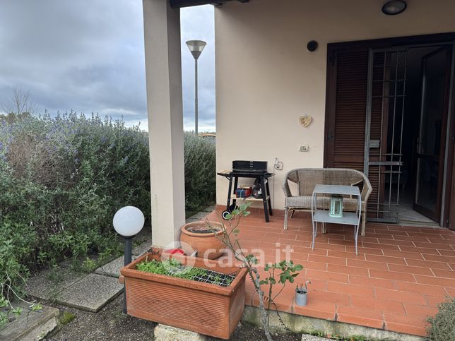 Villetta a schiera in residenziale in Strada Provinciale del Padule