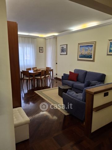 Appartamento in residenziale in Via Silverio Picerli 44