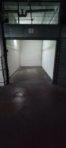 Garage/posto auto in residenziale in Via Giuseppe Belluzzo 43