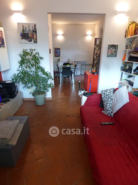 Casa indipendente in residenziale in Via Francesco Caracciolo