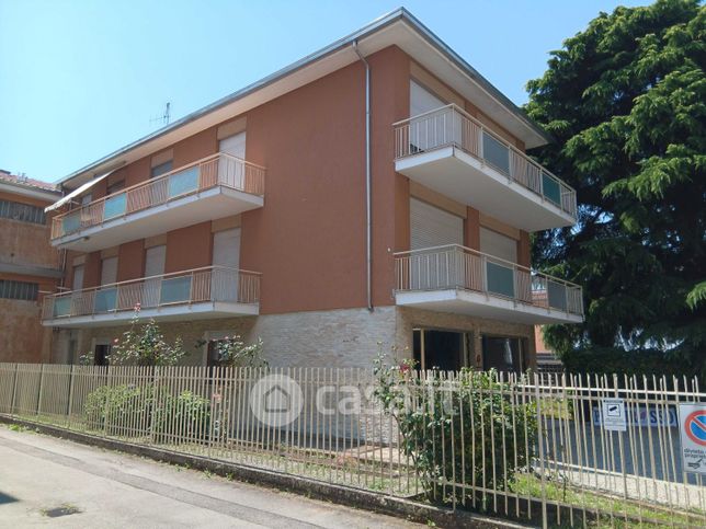 Appartamento in residenziale in Via Ribes 9