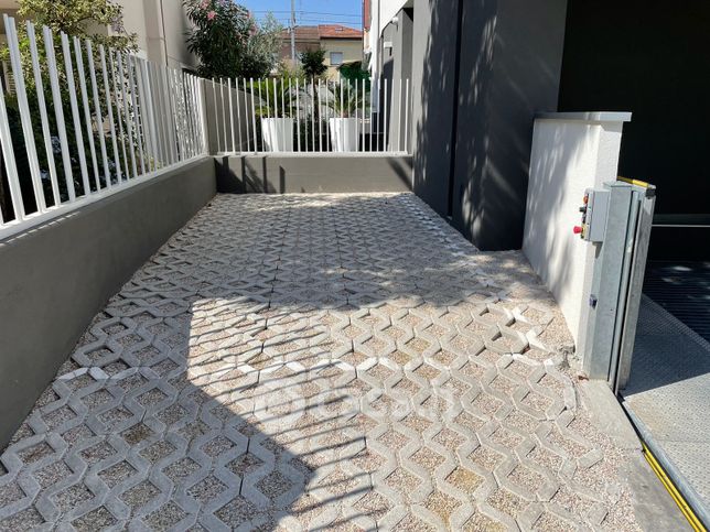 Box/posto auto in residenziale in Viale Ruggero Leoncavallo 21