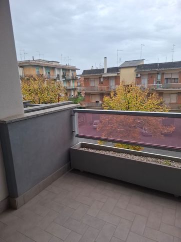 Appartamento in residenziale in Via Francesco Petrarca