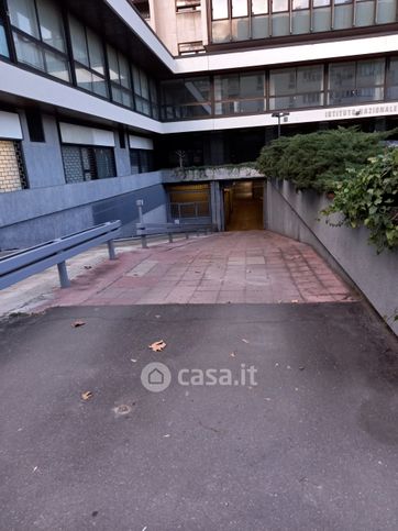 Box/posto auto in residenziale in Corso Filippo Turati 19