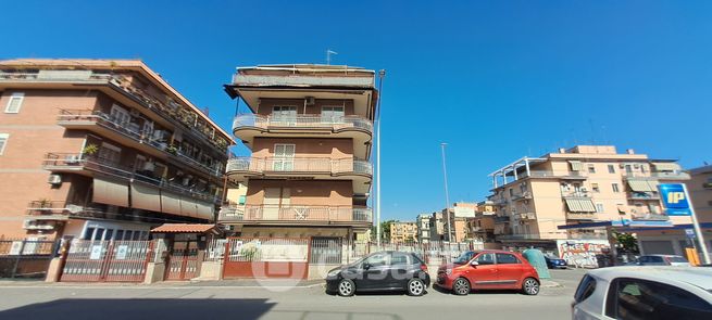 Appartamento in residenziale in Via Ernesto Mauri 4