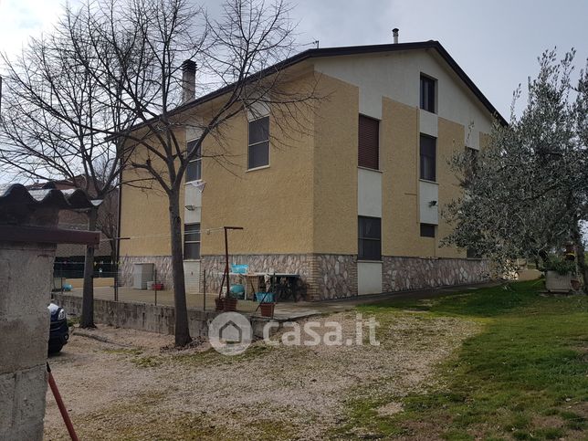 Casa indipendente in residenziale in Via Sant'Anna 8