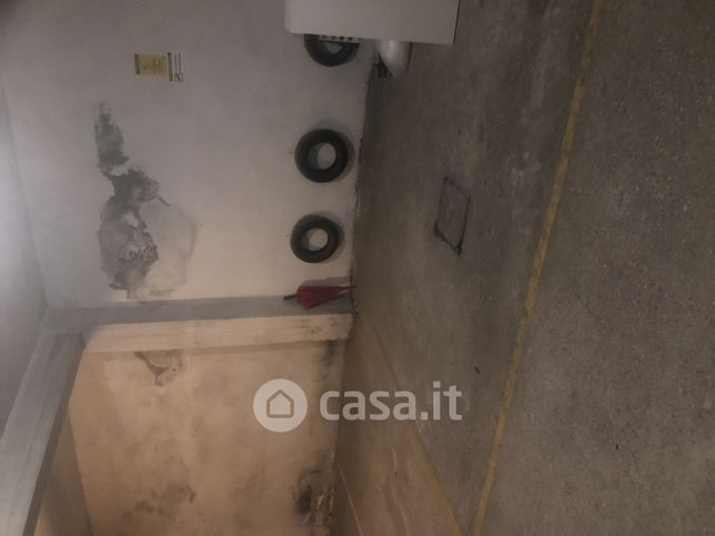 Box/posto auto in residenziale in Via Fratelli Morandini