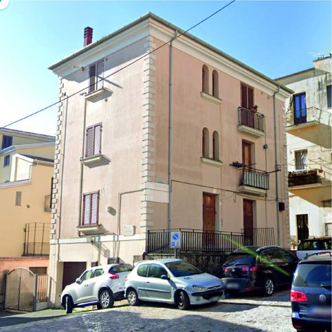 Appartamento in residenziale in Via Castello 2