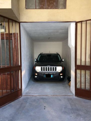 Garage/posto auto in residenziale in Via Cesare Cunietti