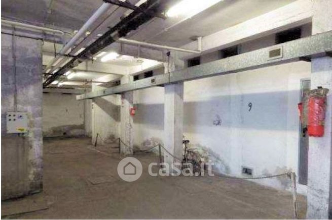 Garage/posto auto in residenziale in Via Anite di Tegea