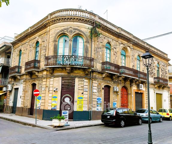 Casa indipendente in residenziale in Via Ricciardolo Cerasa 3