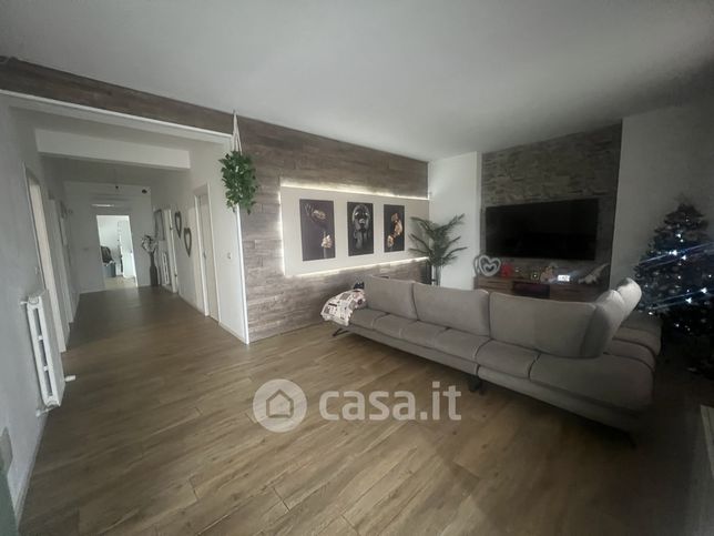 Casa bi/trifamiliare in residenziale in Via P. Togliatti