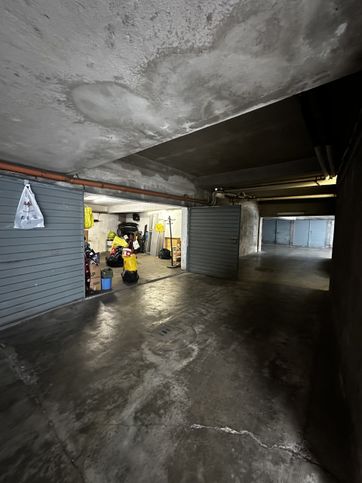 Garage/posto auto in residenziale in Via Goffredo Mameli 32